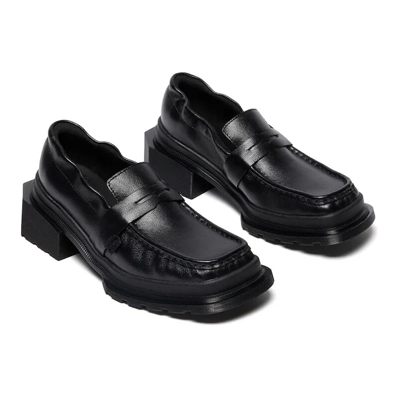 Kožené mokasíny Dr. Martens Maybole Loafer