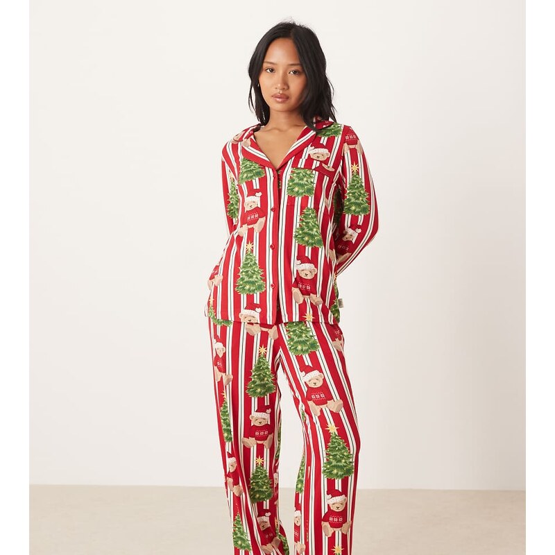 Chelsea Peers Petite poly long sleeve revere pyjama set in