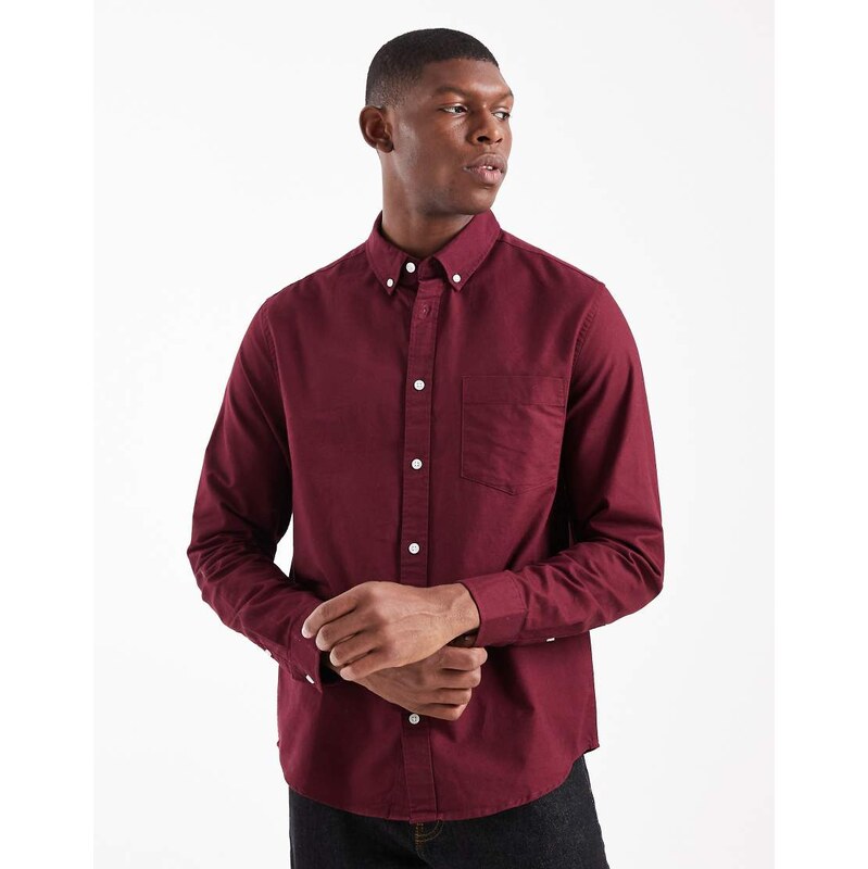 ASOS DESIGN regular oxford shirt in burgundy-Red