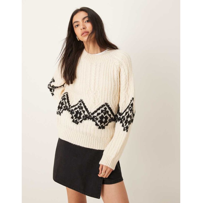 JDY chunky knitted jumper with argyle t in ecru-White