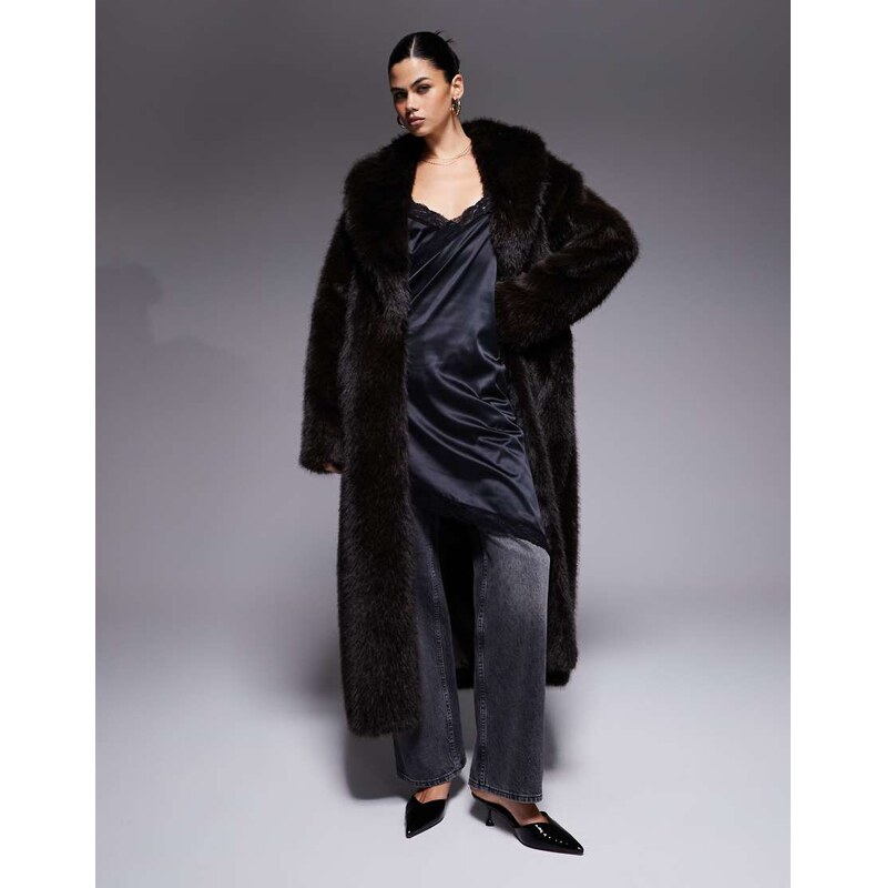 Aria Cove oversized collared maxi faux fur jacket in chocolate-Brown 111082167