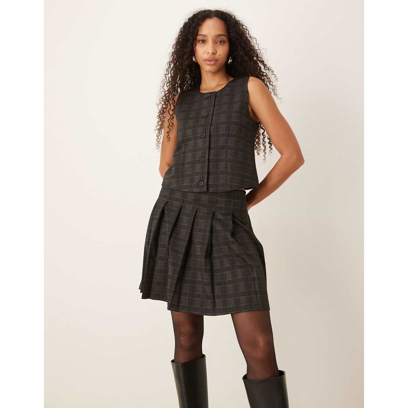 JDY tailored waistcoat co-ord in dark grey checks 109387621