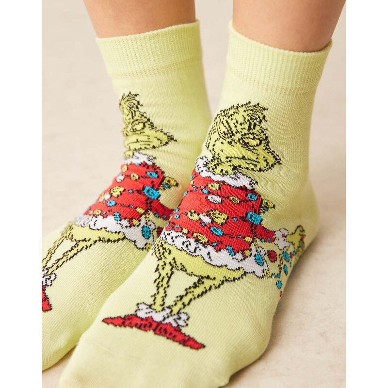 ASOS DESIGN The Grinch christmas socks in green-Red 109404872