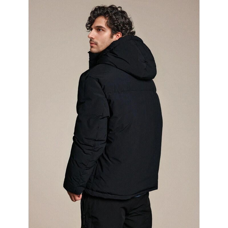 Sinsay - Prošívaná puffer bunda s kapucí - černá