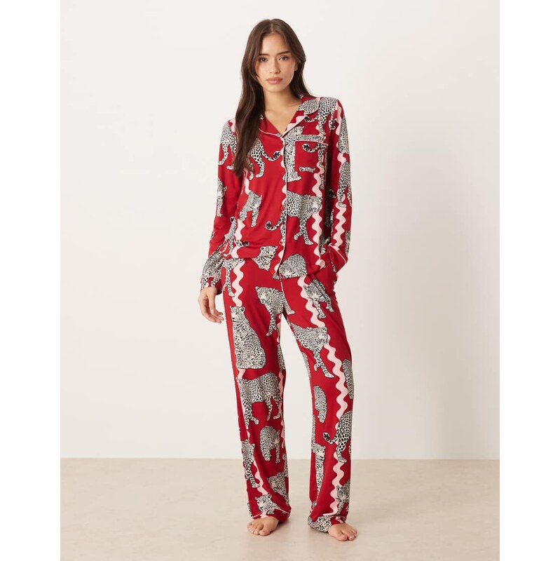 Chelsea Peers poly long sleeve revere pyjama set in leopard wiggle 109412770