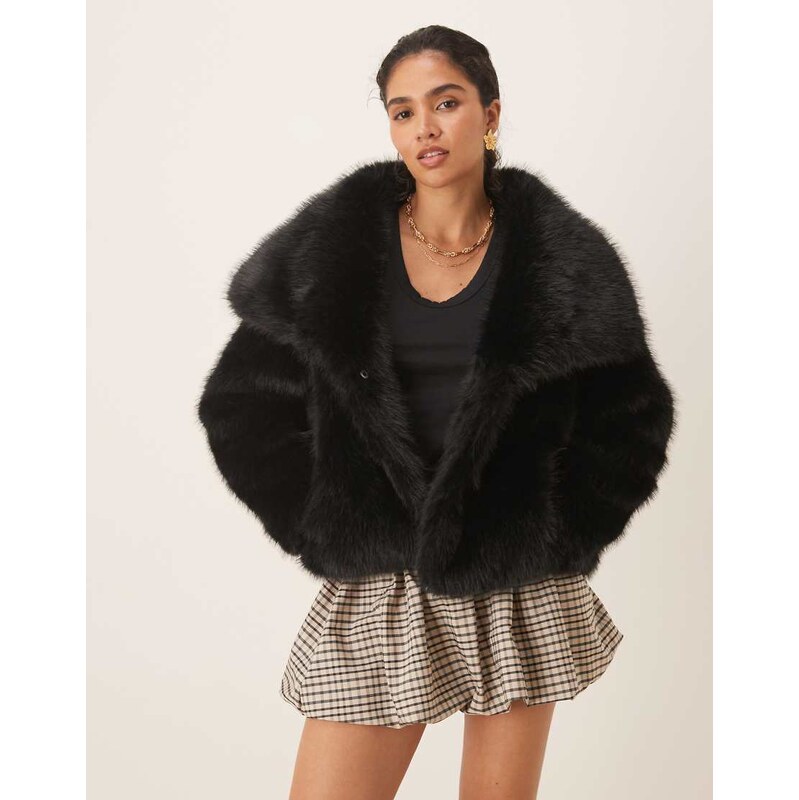 Pretty Lavish exaggerated collar faux fur coat in black 109596749