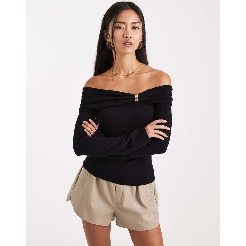 4th & Reckless knitted bardot gold hardware detail jumper in black 109725309