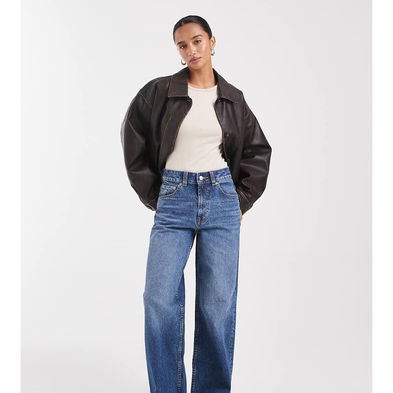 ASOS Petite ASOS DESIGN Petite wide leg dad jean in mid blue Circular 115512583