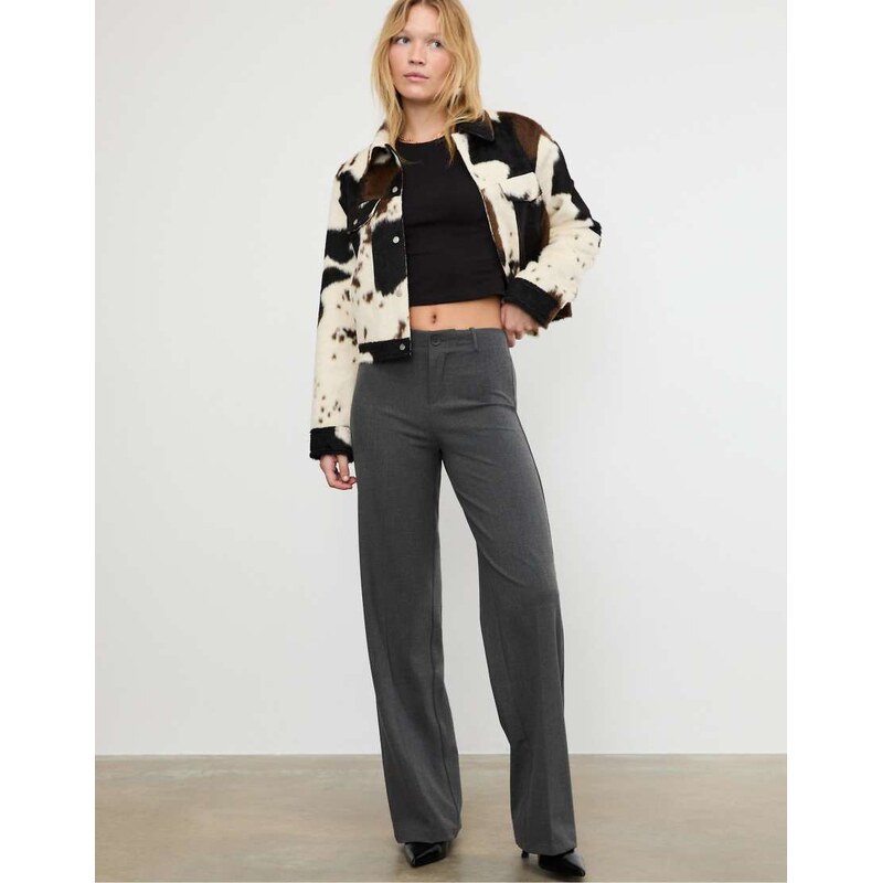 Stradivarius Wide-leg formal wear trousers in dark grey
