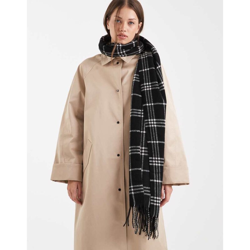 Vero Moda scarf in black check 109437643