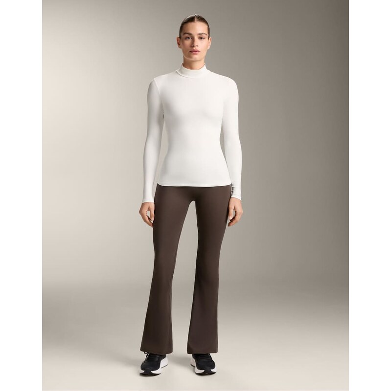 OYSHO Long-sleeve base layer t-shirt in off-white