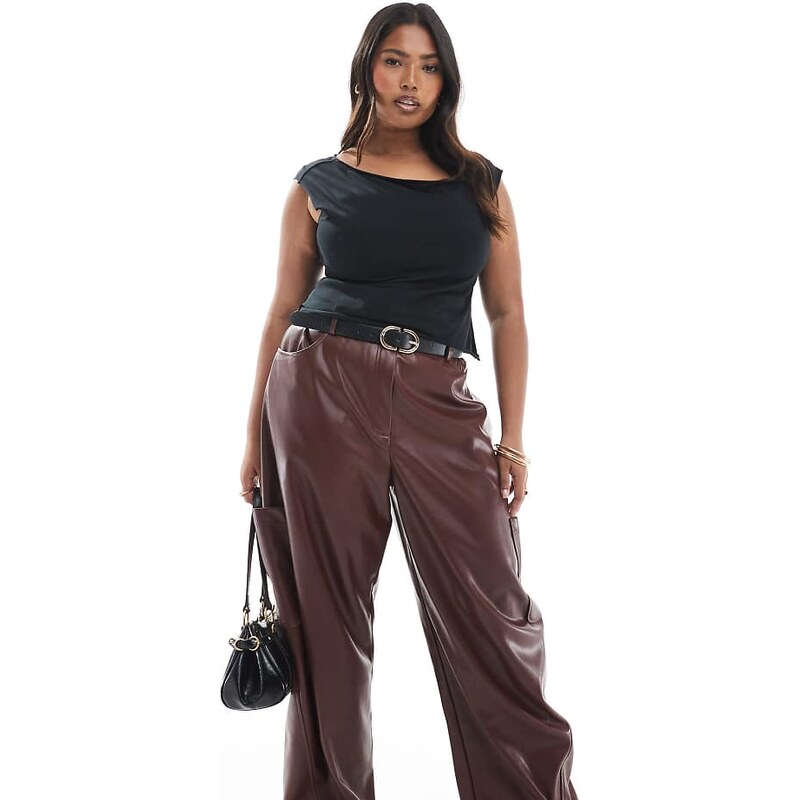 ASOS DESIGN Curve utility barrel in faux leather in chestnut