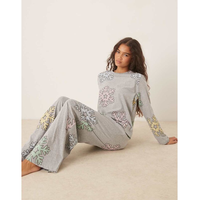ASOS DESIGN long sleeve top & trouser pyjama set in snowflake