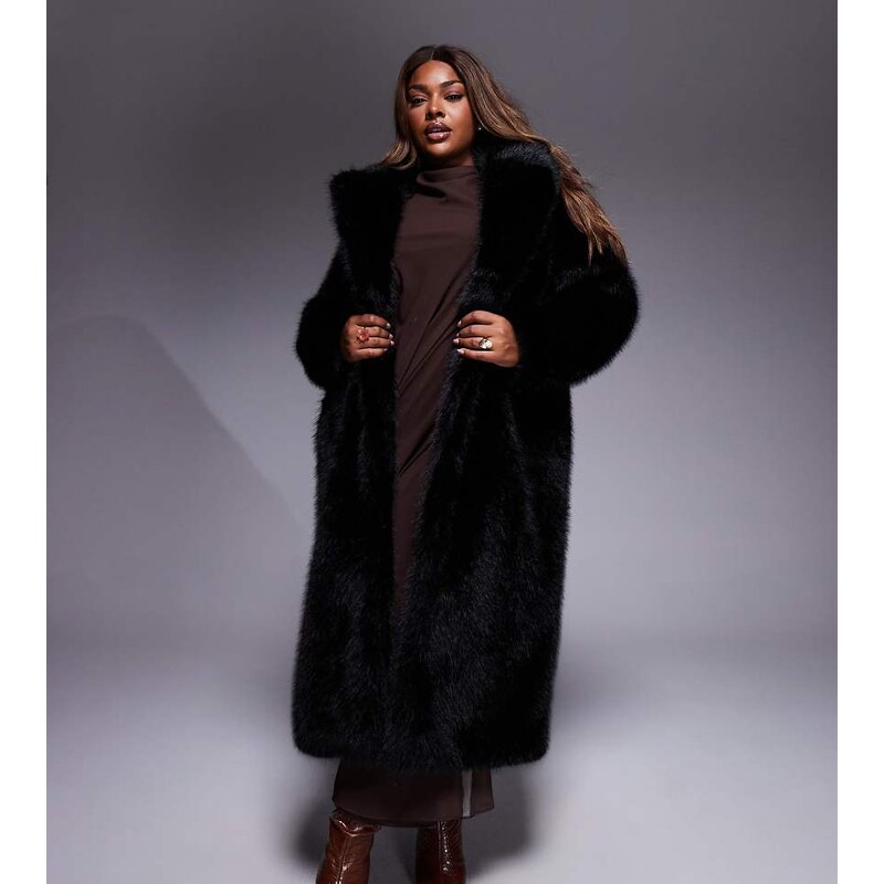 Forever New Curve faux fur coat in black 115514154