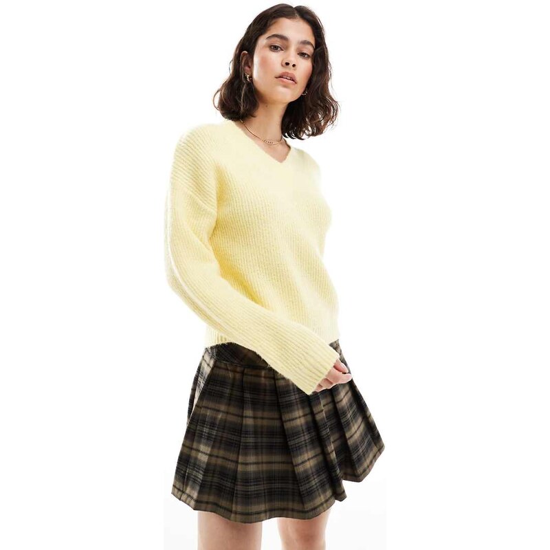 Brave Soul v-neck fisherman knit jumper in butter yellow