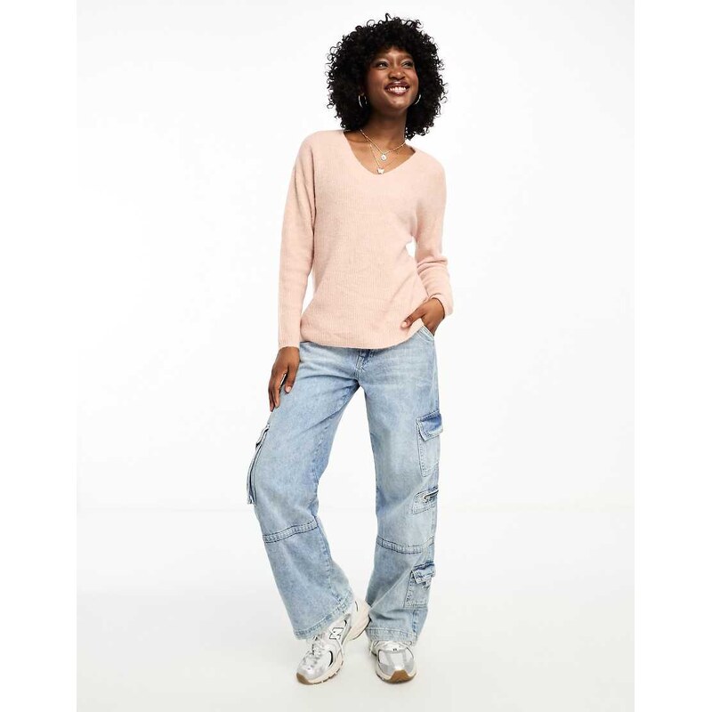 Vero Moda lightweight v neck knitted jumper in pink