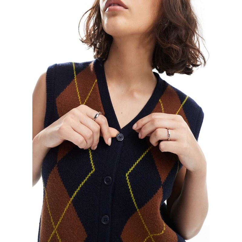 ASOS DESIGN boxy structured argyle waistcoat in navy