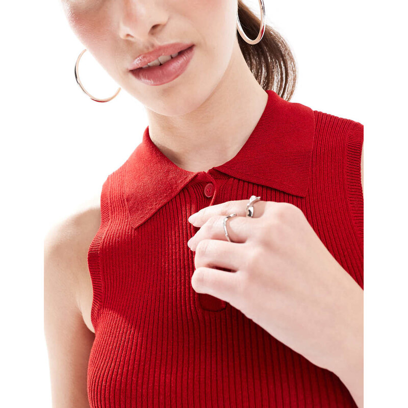 ONLY sleeveless knitted polo top in red