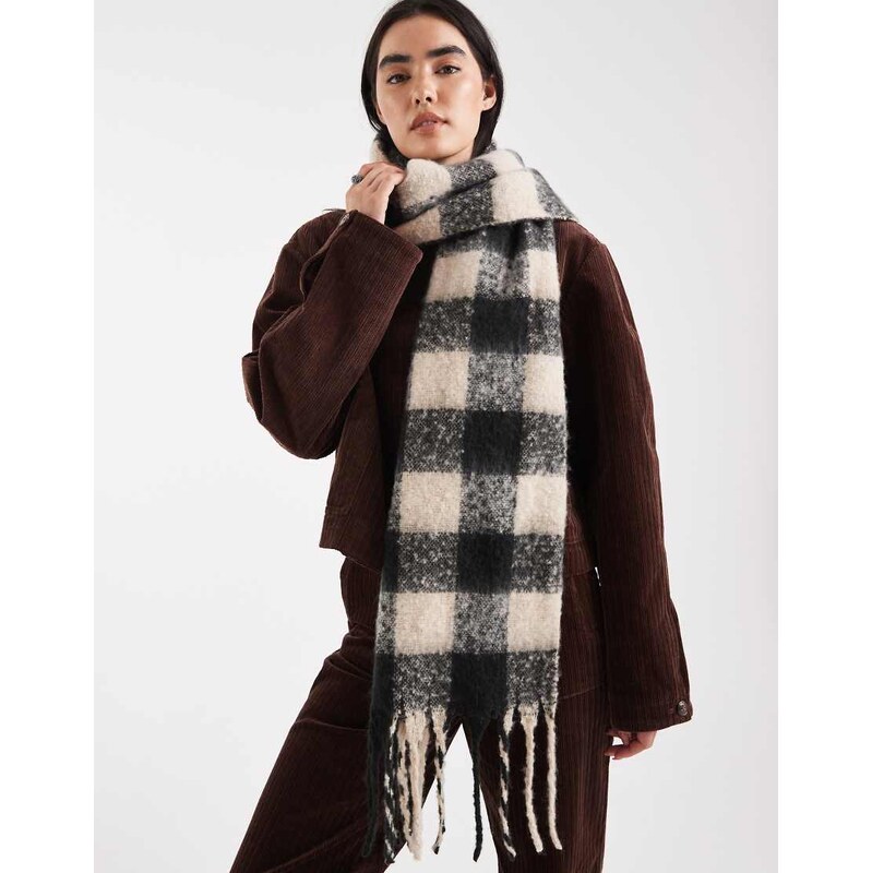 Threadbare blanket scarf in black and cream gingham print-Multi 109527441