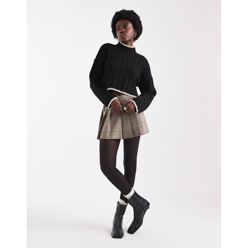ONLY contrast trim knitted cropped jumper in black