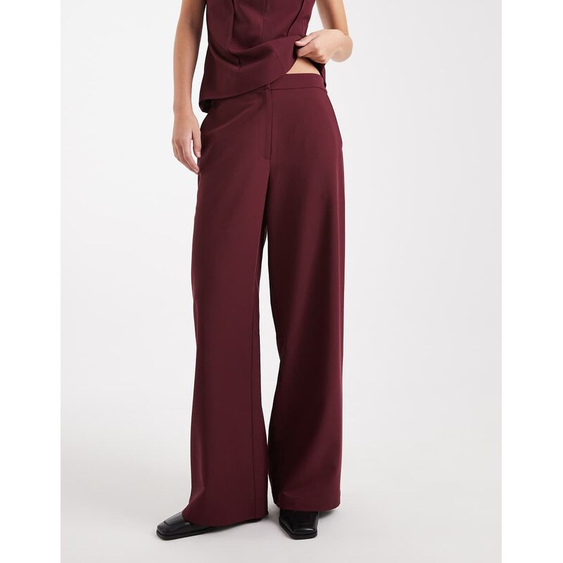 ASOS DESIGN tailored relaxed straight leg trousers in dark cherry