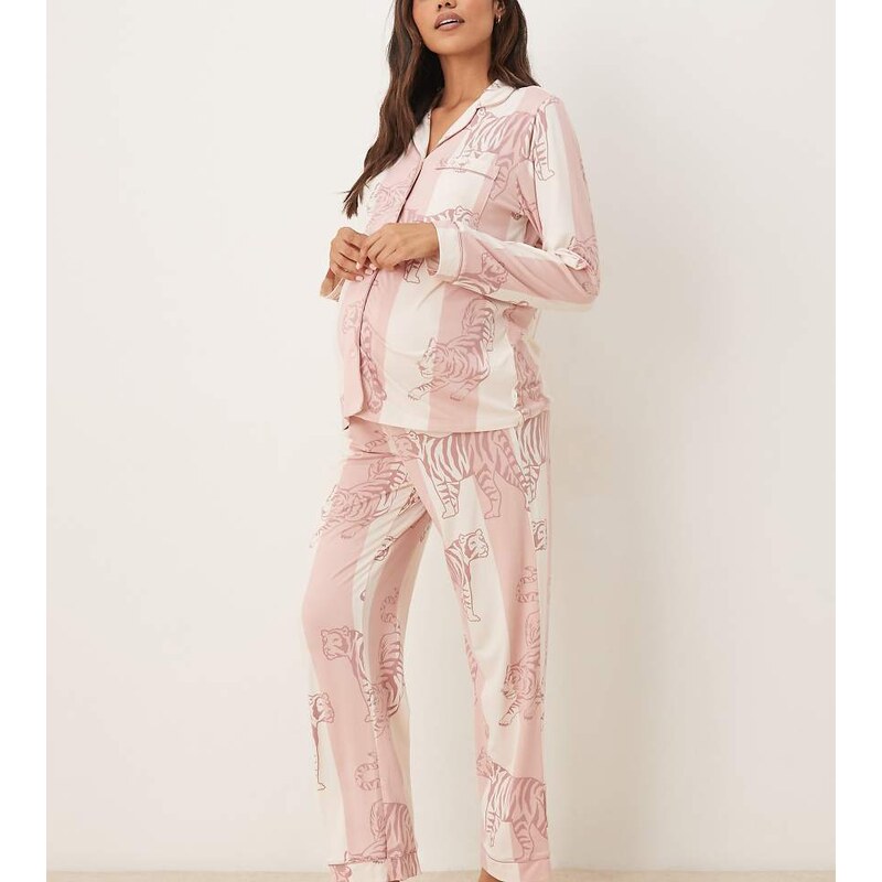 Chelsea Peers Maternity poly long sleeve revere pyjama set in leopard 110681533