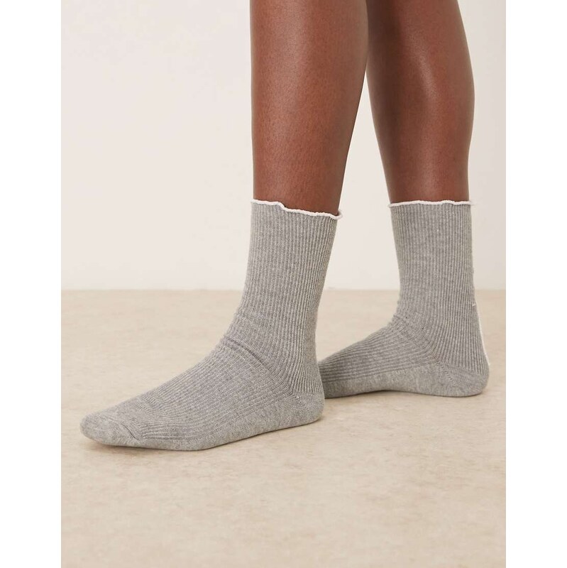 ASOS DESIGN wavy stitched detail socks in light grey and white-Black 109518345