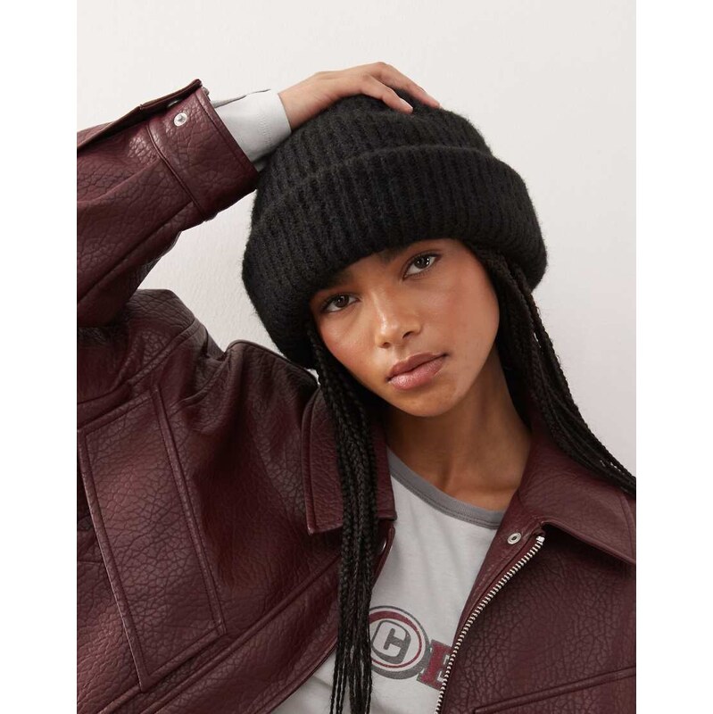 Weekday wool blend chunky beanie in black 109503150