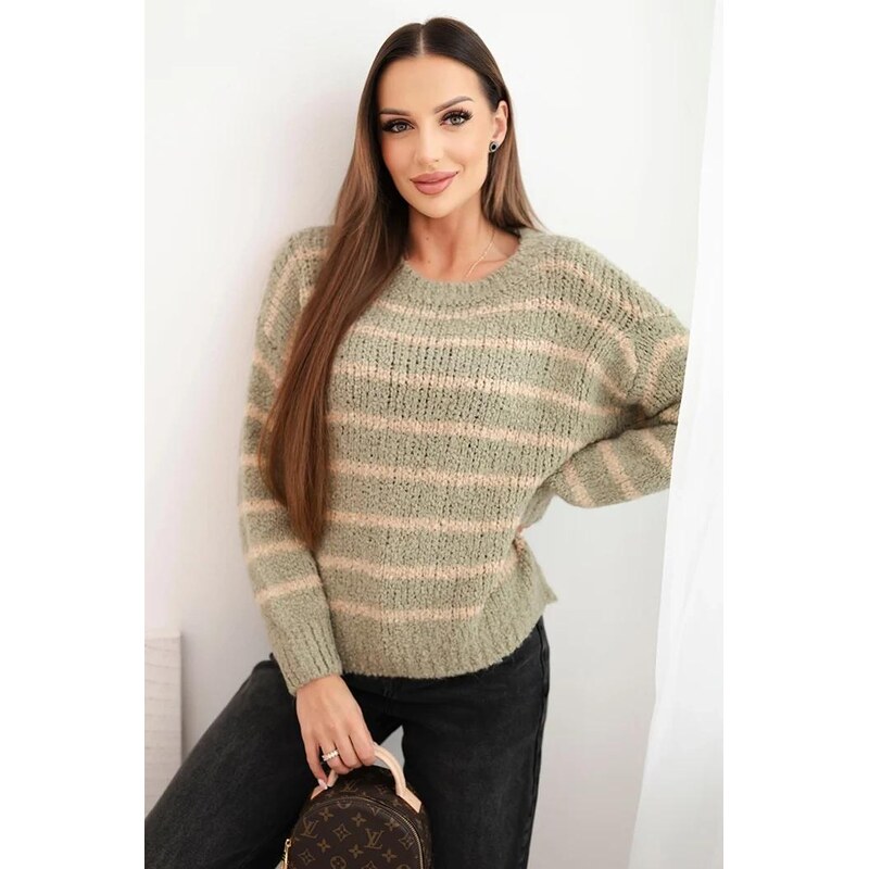 MladaModa Volný pruhovaný svetr model IT104 barva khaki