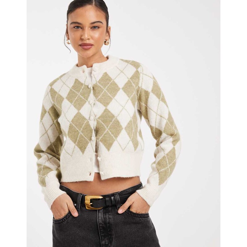 Vero Moda cropped knitted cardigan in khaki argyle check print-White 111083280