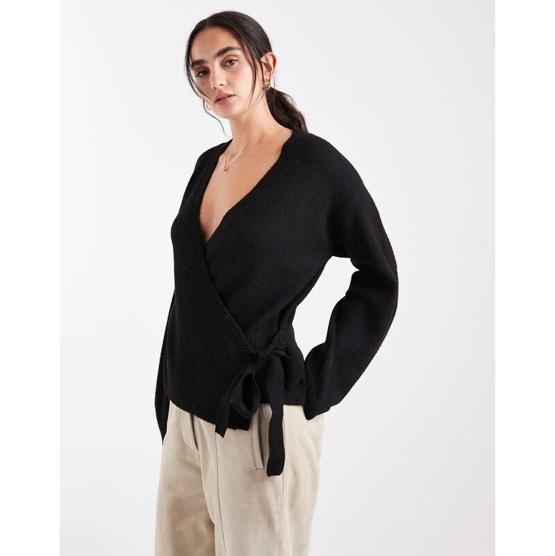 Pieces tie side knitted jumper in black