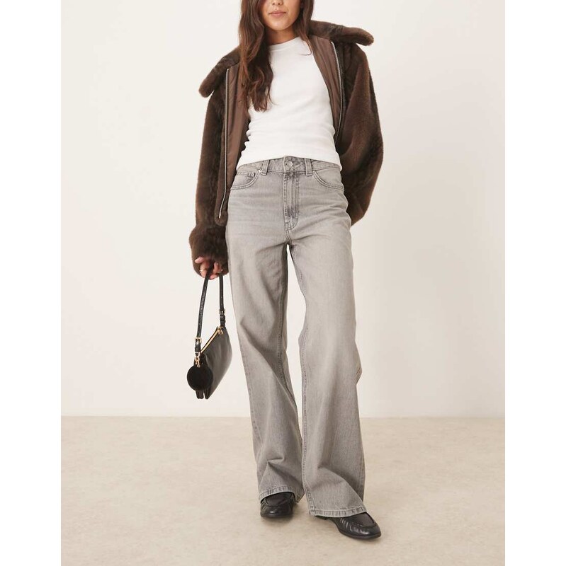 ASOS DESIGN wide leg dad jeans in grey