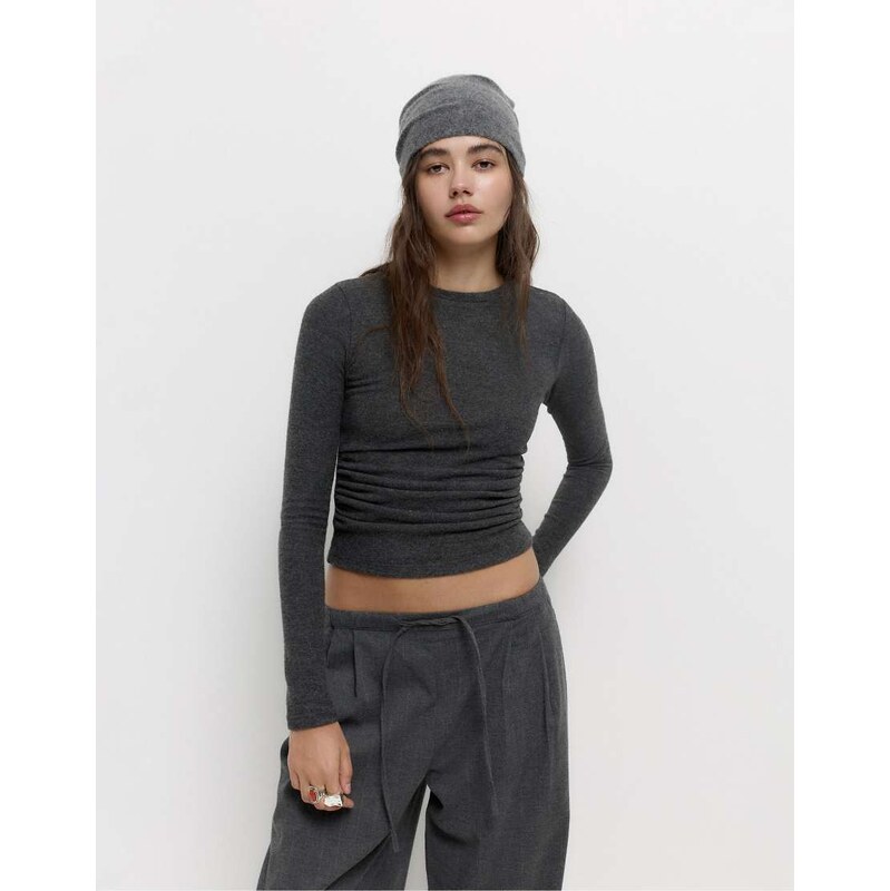 Pull&Bear Soft touch t-shirt with gathered detail in dark grey 109589090