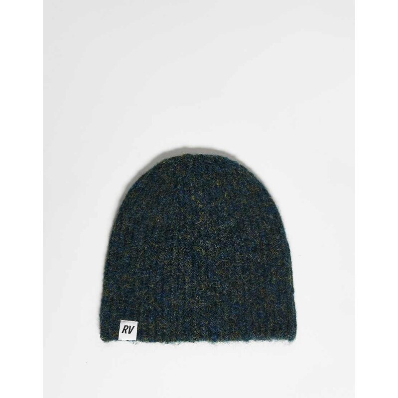 Reclaimed Vintage unisex beanie with branding tab in teal-Green