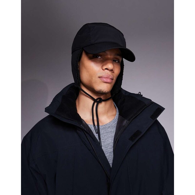 ASOS 4505 Ski & Snow ASOS 4505 Ski fleece trapper cap in black