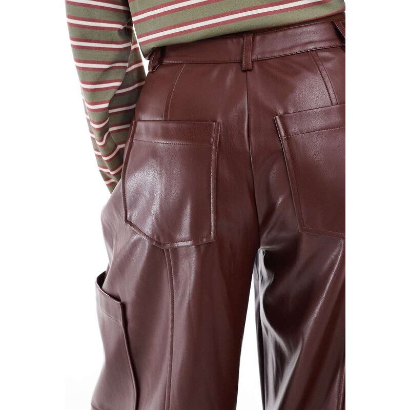 ASOS DESIGN utility barrel in faux leather in chestnut-Brown