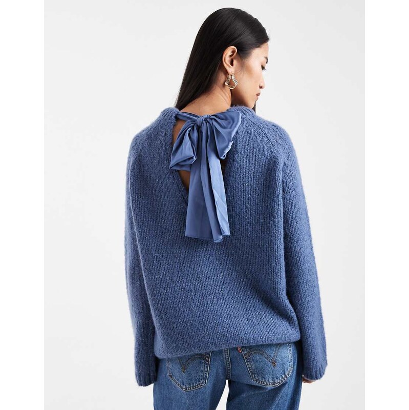 ONLY oversized bow back detail jumper in vintage indigo-Blue
