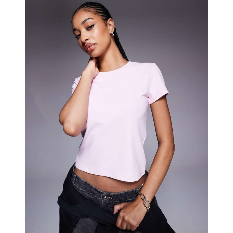 Nike Gym Life Swoosh cropped t-shirt in pink