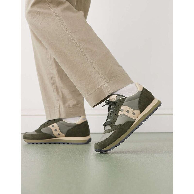 Saucony Jazz Original trainers in green and sand 109614694