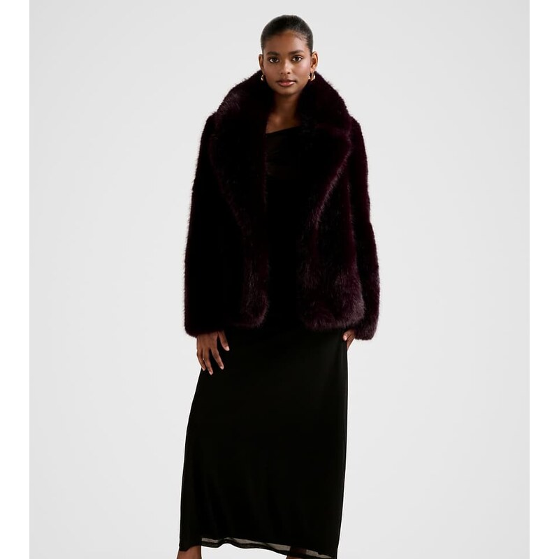 Forever New Petite faux fur coat in deep wine-Red 109614914