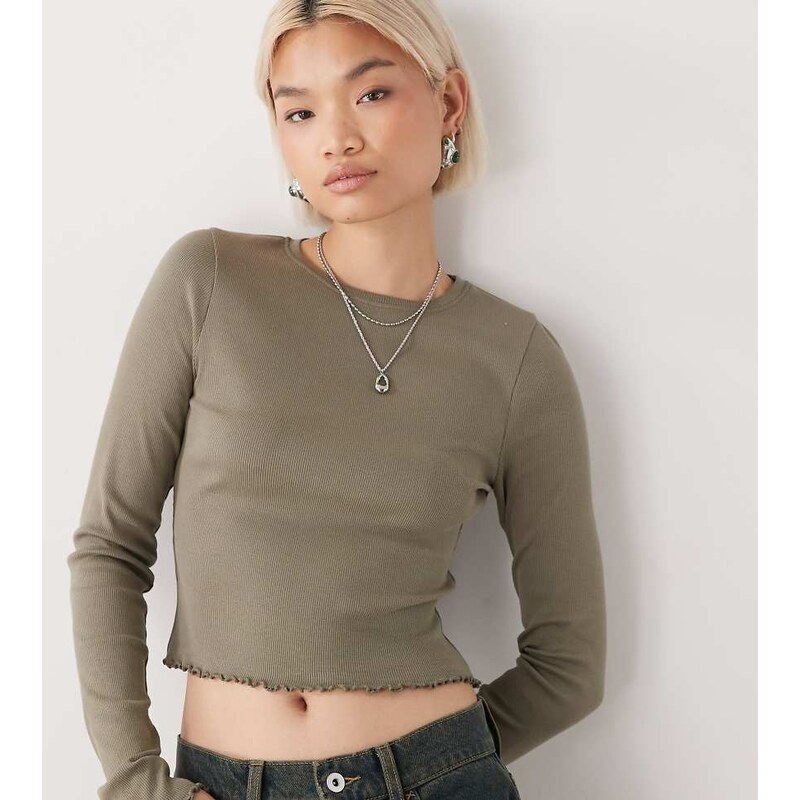 COLLUSION lettuce edge ribbed long sleeve t-shirt in khaki-Green