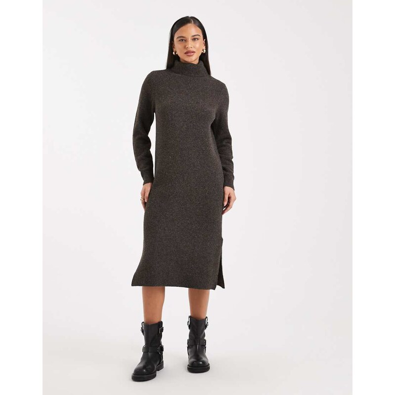 Vero Moda soft knitted roll neck midi dress in chocolate melange-Brown