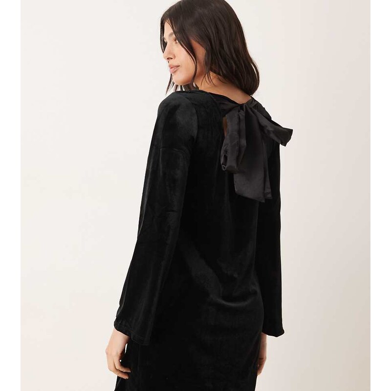 JDY Tall back bow detail velvet mini dress in black 109670680