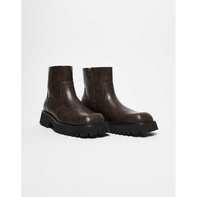 ASOS DESIGN chunky chelsea boots in brown-Black