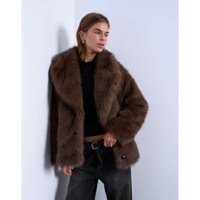Topshop faux fur short jacket with buttons in chocolate-Brown