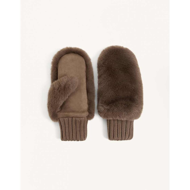 OYSHO Faux fur mittens with elasticated cuffs in brown