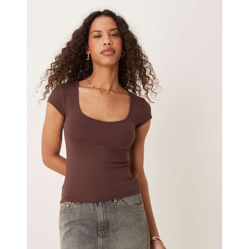 Cotton On Hold me short sleeve in dark oak-Auburn 109820590