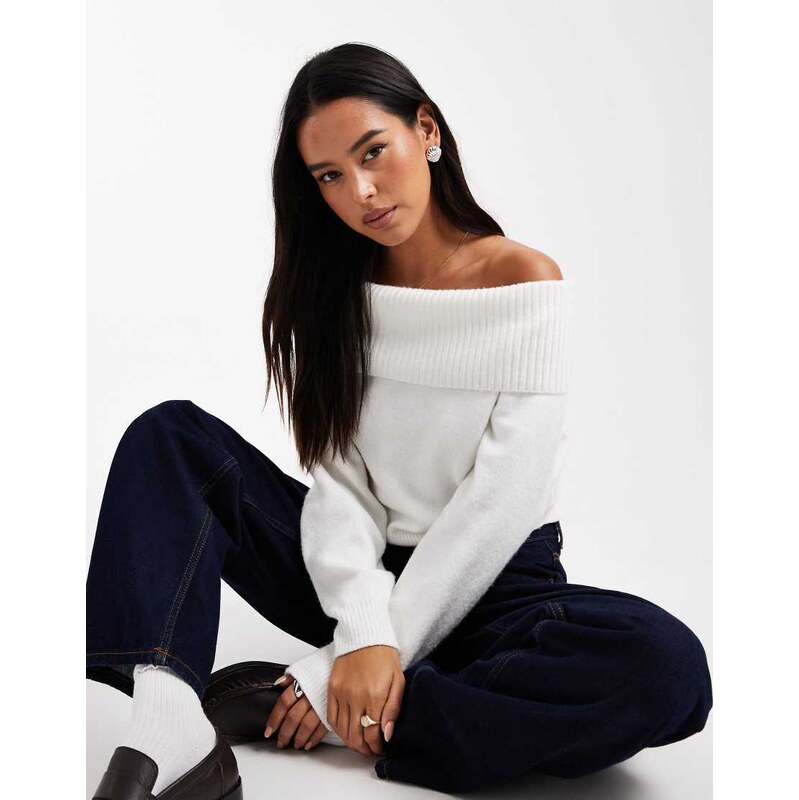 Hollister knitted off the shoulder jumper in white 109823480