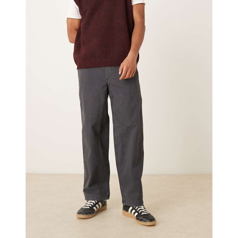Abercrombie & Fitch pull on chino trousers in black 109833497