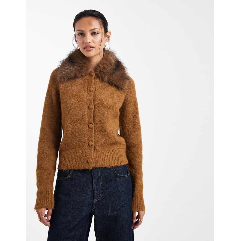 New Look faux fur collar cardigan in tan-Brown